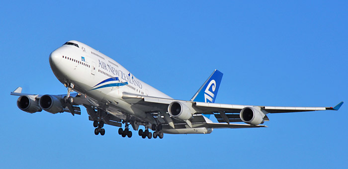 ZK-NBW Air New Zealand Boeing 747-419 plane