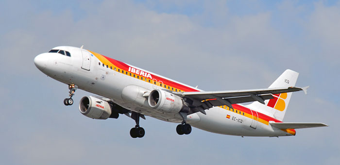 EC-ICQ Iberia Airbus A320-211 plane