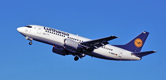 D-ABEO Lufthansa Boeing 737-330 plane