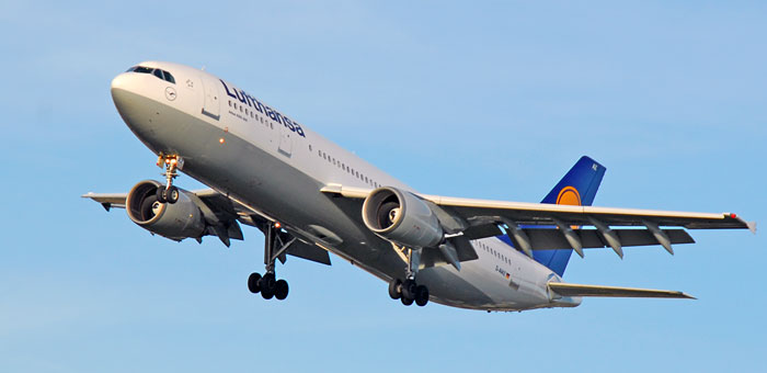 D-AIPZ Lufthansa Airbus A300B4-605R plane