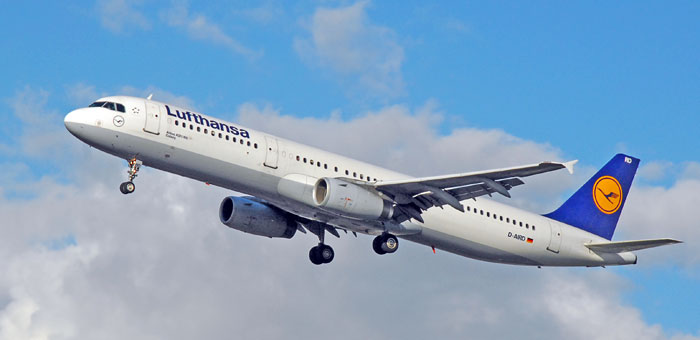 D-AIRD Lufthansa Airbus A321-131 plane