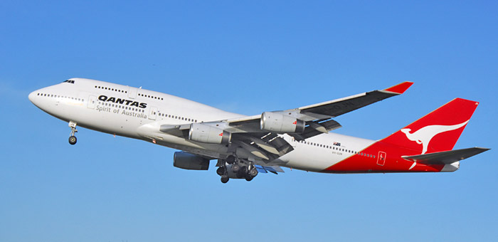 VH-OJN Qantas Boeing 747-438 plane