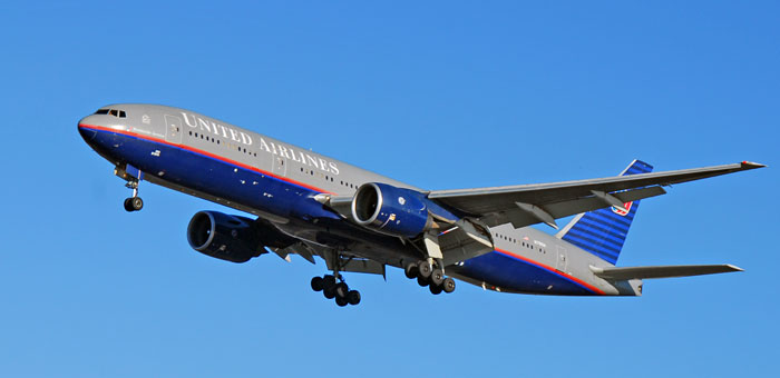 N791UA United Airlines Boeing 777-222/ER plane